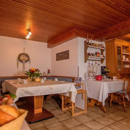 Dreibettzimmer Mit Dusche Und Wc Apartment *